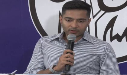 দিল্লির নির্দেশে চলছে ছাঁটাই? শুভেন্দু-শান্তনুর ‘চাহিদা’ মেটানোর বড় অভিযোগ তুলে ময়দানে অভিষেক!