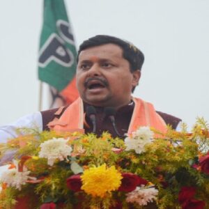 ‘আরও ৫০ লক্ষের নাম বাদ যাবে!’ পরিবর্তন যাত্রা থেকে বিস্ফোরক হুঁশিয়ারি নিতিন নবীনের, তোলপাড় রাজ্য রাজনীতি