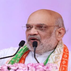 “কমিউনিস্টরা বাংলাকে ধ্বংস করেছে, বাকিটা শেষ করছে তৃণমূল!” পরিবর্তন যাত্রায় এসে শাহের হুঙ্কার