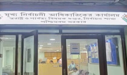 ‘সব দায় আমাদের কেন?’ আন্ডার অ্যাডজুডিকেশন ইস্যুতে সিইও-র বিরুদ্ধে বিদ্রোহ আধিকারিক মহলে