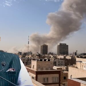 ‘যুদ্ধ নয়, সমাধান আসুক আলোচনায়!’ পশ্চিম এশিয়ার পরিস্থিতি নিয়ে উদ্বিগ্ন প্রধানমন্ত্রী মোদী