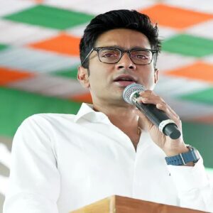 ‘বিজেপি ৫০-র নিচে নামলেই টলমল করবে মোদী সরকার!’ ছাব্বিশের ভোট নিয়ে বড় ভবিষ্যদ্বাণী অভিষেকের