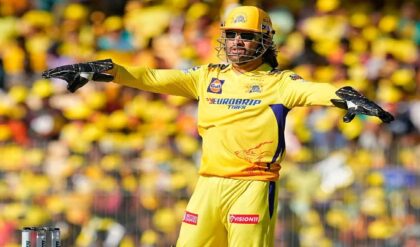 ক্রিকেট নয়, আইপিএলের আগে ধোনির নতুন ‘অবতার’! সিএসকে শিবিরের চমক দেখে তাজ্জব ভক্তরা