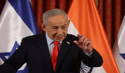 নেতানিয়াহুর দপ্তরে ইরানের মিসাইল হামলা! মধ্যপ্রাচ্যে কি তবে মহাপ্রলয় শুরু?