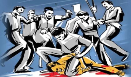 গরু পাচারকারী অভিযোগে গণপিটুনিতে যুবকের মৃত্যু