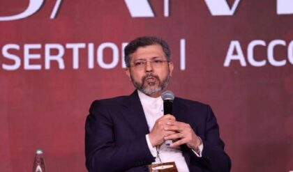 দিল্লির বুক থেকে যুদ্ধের হুঙ্কার! ইজরায়েলি আগ্রাসন নিয়ে বিস্ফোরক ইরানের শীর্ষ কূটনীতিক, শোরগোল কূটনৈতিক মহলে