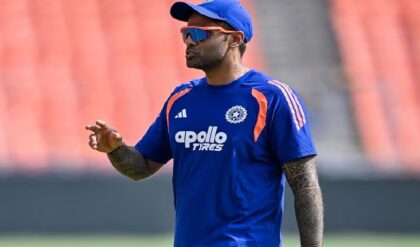 ‘মিথ্যা কথা বলছে ও!’ ফাইনালের আগে কিউয়ি অধিনায়ককে নিয়ে কেন বিস্ফোরক সূর্য?