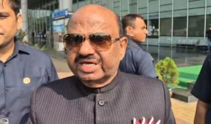 বড় চমক রাজভবনে! রাজ্যপালের পদ ছাড়লেন সিভি আনন্দ বোস, বাংলায় কি নতুন কোনো সমীকরণ?