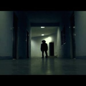 চোখ খুলতেই যমদূত! মাঝরাতে বন্ধুর হাতে লোহার রড দেখে শিউরে উঠলেন কিশোর, নেপথ্যে ভয়ংকর কারণ