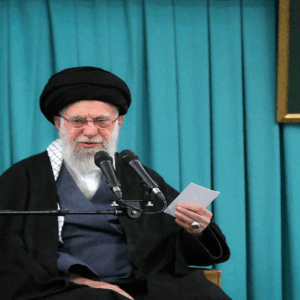 খামেনেই খতম! মার্কিন-ইজরায়েলি যৌথ হানায় নিকেশ ইরানের সর্বোচ্চ নেতা? তেহরানে ৪০ দিনের শোক