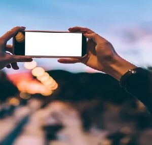 গোপন ক্যামেরায় সর্বনাশ! একাধিক তরুণীর আপত্তিকর ভিডিও রেকর্ড করে শ্রীঘরে ‘গুণধর’ যুবক