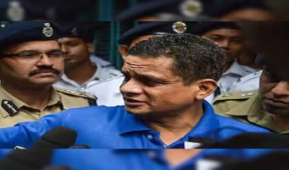 কমিশনের প্রথম বৈঠকেই রাজীব কুমারের ‘ধামাকা’! ফর্ম ৭-এর গেরোয় বিড়ম্বনায় নির্বাচন কমিশন?