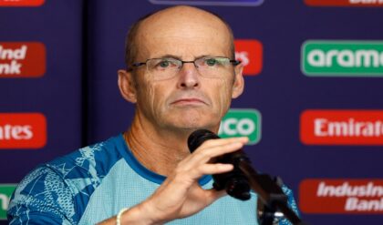 বিশ্বকাপে ভরাডুবি হতেই বড় দাও মারল শ্রীলঙ্কা! জয়াসুরিয়া বিদায়, লঙ্কানদের দায়িত্বে ধোনিদের সেই গুরু