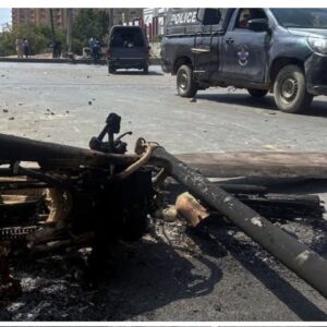 পাকিস্তানে রণক্ষেত্র! মার্কিন দূতাবাসে ভয়াবহ হামলা-ভাঙচুর, গুলিতে খতম ১০ বিক্ষোভকারী