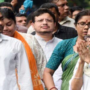 “একজন ভোটারের নাম বাদ গেলেও ছাড় নয়!” ভোটার তালিকা ইস্যুতে রাজপথে নামছেন মমতা