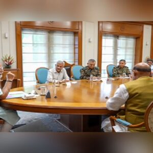 মধ্যপ্রাচ্যে যুদ্ধের আগুন! তড়িঘড়ি ‘নিরাপত্তা সংক্রান্ত মন্ত্রিসভা’র বৈঠক ডাকলেন মোদী