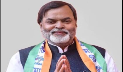 ভোটার তালিকায় খোদ মন্ত্রীর নাম গায়েব? তজমুল হোসেনের প্রার্থী হওয়া নিয়ে চরম অনিশ্চয়তা