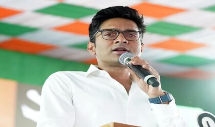 মিশন ২০২৬! দক্ষিণ থেকে উত্তর— বঙ্গে ঝোড়ো সফরে অভিষেক বন্দ্যোপাধ্যায়, পূর্ণাঙ্গ সূচি দেখুন