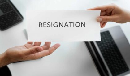 যোগদানের ১৫ দিনেই চরম পদক্ষেপ! ডেডলাইন নিয়ে বসের সঙ্গে বিবাদ, কী করলেন এই কর্মী?