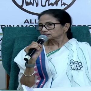 ‘দুয়ারে সরকার’-এর পর এবার ‘দুয়ারে চিকিৎসা’! মমতার মেগা ঘোষণায় তোলপাড় রাজ্য