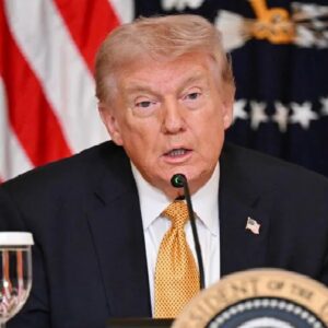 বিশ্বজুড়ে স্বস্তির নিঃশ্বাস! ৫ দিনের জন্য ইরানে হামলা স্থগিত ইজরায়েলের, যুদ্ধের মেঘ কি তবে কাটছে?