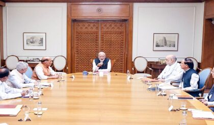 হাতে সময় কম! হরমুজ প্রণালী থমকে যাওয়ার আশঙ্কায় আসরে খোদ প্রধানমন্ত্রী, কী সিদ্ধান্ত নিল কেন্দ্র?