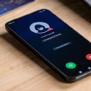 অপরিচিত নম্বর থেকে ‘সাইলেন্ট’ কল? ওপার থেকে কেউ কথা বলছে না? অজান্তেই খালি হতে পারে ব্যাংক অ্যাকাউন্ট!