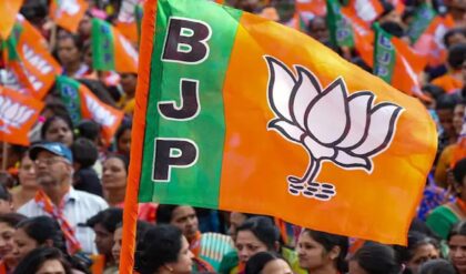 রাজনীতিতে বড় চমক! পদ্ম শিবিরে প্রাক্তন তারকা ফুটবলার, সরাসরি প্রার্থী হচ্ছেন বিধানসভায়?