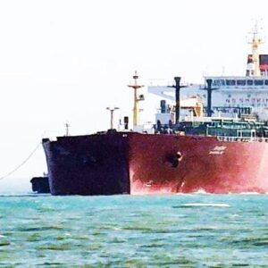 হরমুজ প্রণালীতে স্বস্তি! ভারতের পথে ২০টি তেল ও গ্যাসবাহী জাহাজ, মিটতে চলেছে জ্বালানি সংকট