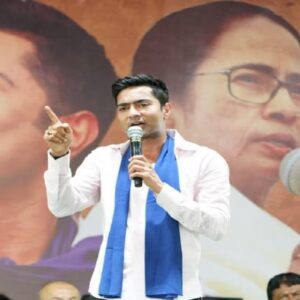 লক্ষ্মীর ভাণ্ডার বনাম মূল্যবৃদ্ধি! সরাসরি মোদিকে নিশানা করে বিনপুরে এ কী বললেন অভিষেক বন্দ্যোপাধ্যায়?