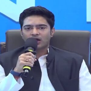 ‘ভোট মিটলেই গ্যাস ২০০০, পেট্রল ২০০!’ বিনপুর থেকে মোদি সরকারকে নিয়ে এ কী ভয়ানক দাবি অভিষেকের?