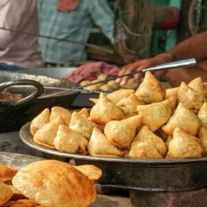 সিঙাড়া নিয়ে তুলকালাম! বিবাদ মেটাতে গিয়ে আঙুল খোয়ালেন যুবক, হাড়হিম করা কাণ্ডে তাজ্জব সবাই