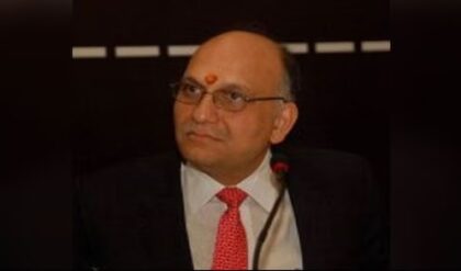 ৩৫০ কোটির মহাপ্রতারণা! হোটেল থেকে নাটকীয়ভাবে গ্রেফতার পলাতক শিল্পপতি পবন রুইয়া