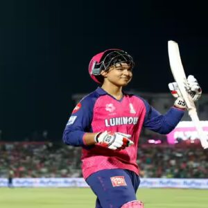 কে এই বৈভব? রাজস্থান রয়্যালসের ১.১০ কোটির বিস্ময় বালককে নিয়ে উত্তাল সোশ্যাল মিডিয়া!