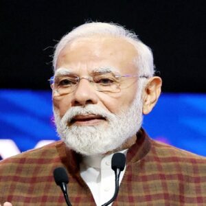 ‘সংকট দীর্ঘস্থায়ী হতে পারে’, রান্নার গ্যাস ও তেলের জোগান নিয়ে লোকসভায় বড় বার্তা নরেন্দ্র মোদীর