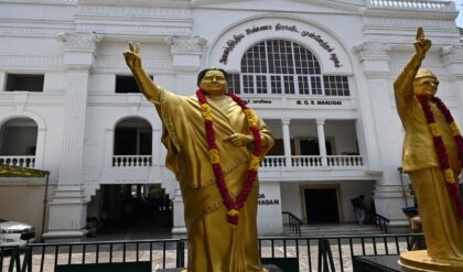দক্ষিণে পদ্ম-বিস্ফোরণ! তামিলনাড়ুতে এআইএডিএমকের সঙ্গে রফা চূড়ান্ত, ২৭ আসনে লড়বে বিজেপি