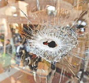 রক্তাক্ত স্মৃতি ফিরছে পাকিস্তানে? বিদেশি ক্রিকেটারদের ‘টার্গেট’ করার হুমকি দিল জঙ্গি গোষ্ঠী