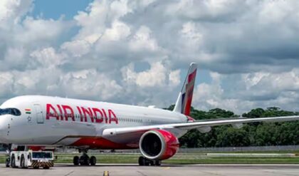 ১ মে থেকেই বিপদ! ওজন বাড়লেই বেতন কাটা, এয়ার ইন্ডিয়ার ক্যাবিন ক্রুদের জন্য জারি ‘মারকাটারি’ নিয়ম