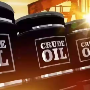 মধ্যপ্রাচ্যে যুদ্ধের আগুন, আকাশছোঁয়া হবে তেলের দাম? পকেটে টান পড়ার আগে জেনে নিন বিশেষজ্ঞদের ভবিষ্যৎবাণী!