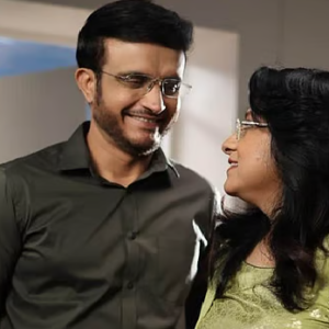 সৌরভের বায়োপিকে বড় চমক! মিমি-ইশাকে পিছনে ফেলে কে হচ্ছেন পর্দার ‘ডোনা’?