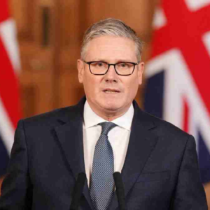 ‘ইরাক যুদ্ধের ভুল থেকে শিক্ষা নিয়েছি!’ খামেনেই নিধনের পর রণক্ষেত্র ইরান নিয়ে বড় ঘোষণা স্টার্মারের