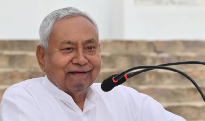 ‘নীতীশজি বিহার ছাড়বেন না!’ ইস্তফার খবরে উত্তাল পাটনা, মুখ্যমন্ত্রীর বাড়ির সামনে কান্নার রোল