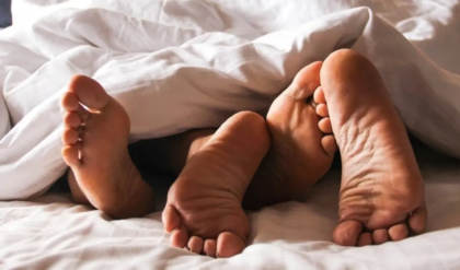 কেবল আনন্দ নয়, সুস্থ থাকতেও প্রয়োজন শারীরিক মিলন; কী বলছেন চিকিৎসকরা?