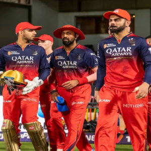 ১৮০০ কোটিতে বিক্রি হচ্ছে আরসিবি! আইপিএল শুরুর আগেই মালিকানা বদলের পথে বিরাটের দল?