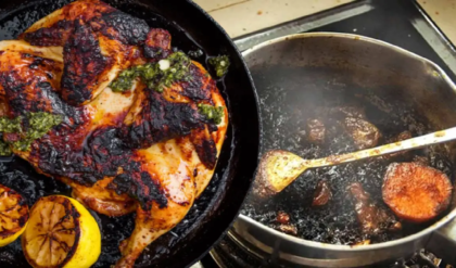 কড়াইতে খাবার পুড়ে তিতকুটে দশা? ডাস্টবিনে ফেলার আগে এই ১টি জাদুকরী ট্রিকস দেখে নিন!