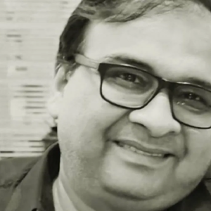 পুরী থেকে ফিরেই চিরবিদায়! ‘সাধক বামাক্ষ্যাপা’ খ্যাত চিত্রনাট্যকার ঋতম ঘোষালের প্রয়াণে স্তব্ধ টলিপাড়া