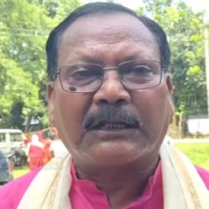 টিকিট না পেয়ে কান্নায় ভেঙে পড়লেন ৪ বারের বিধায়ক, তৃণমূল ছাড়ার হুঁশিয়ারি চুঁচুড়ার অসিতের!