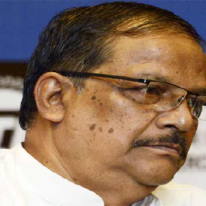 মন্ত্রিত্ব হারিয়েও টিকে গেলেন মলয়! আসানসোলে ভাইয়ে-ভাইয়ে হুলুস্থুল কাণ্ড?