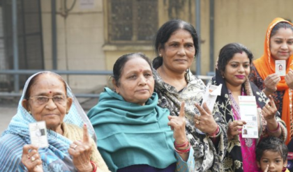 ভোটকেন্দ্রে আর লম্বা লাইন নয়! ভোটারদের জন্য ঐতিহাসিক সুখবর শোনাল নির্বাচন কমিশন