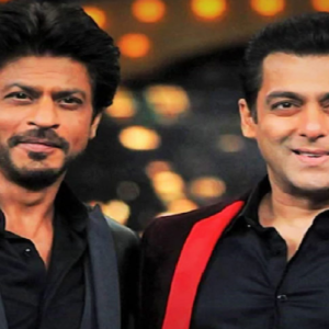 “দুই সুপারস্টার কি কখনও বন্ধু হতে পারেন?” শাহরুখ-সলমন দ্বন্দ্ব নিয়ে সেলিম খানের সেই হাড়হিম করা মন্তব্য!